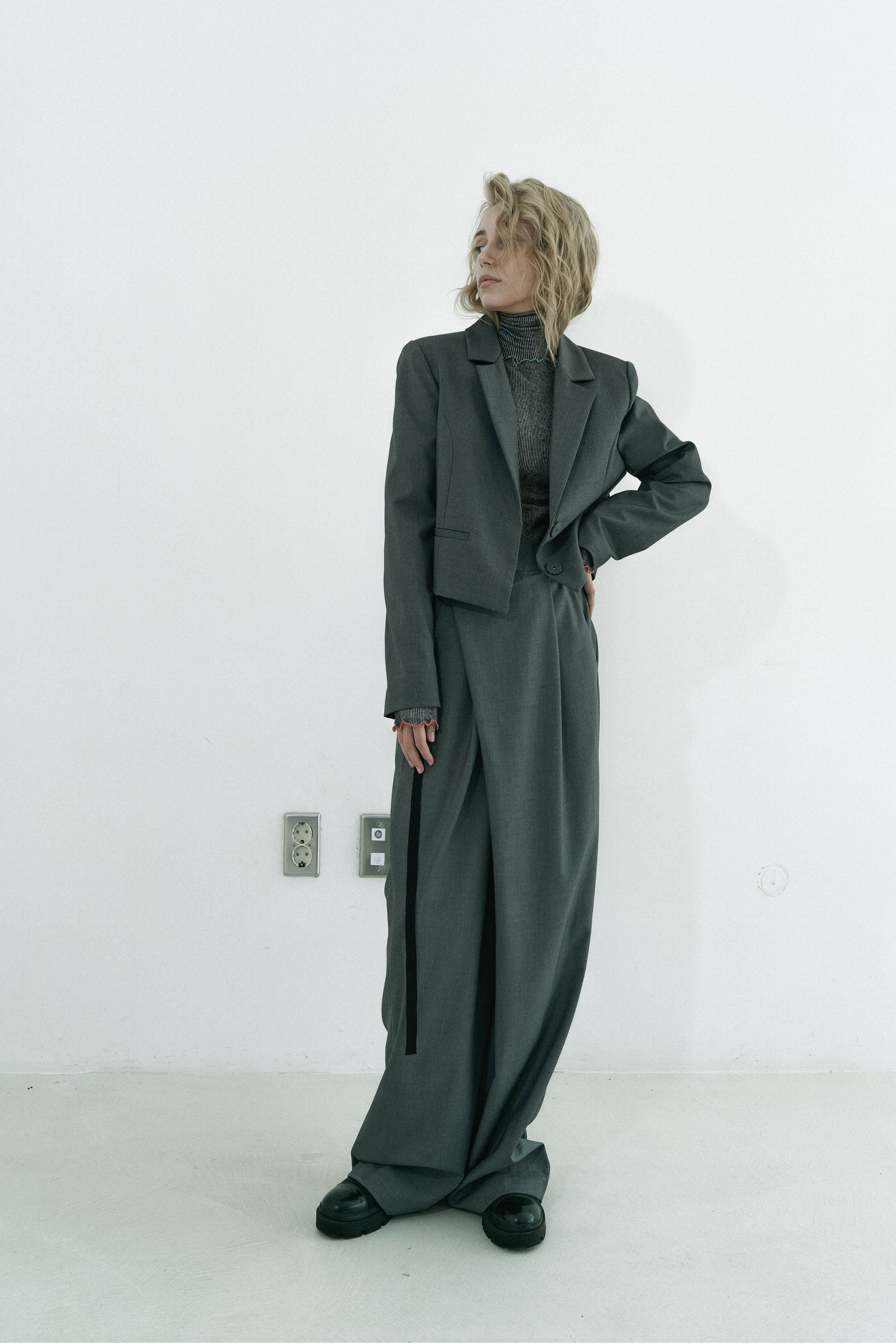 Wide wrap pants / Grey (Hurry up!!)